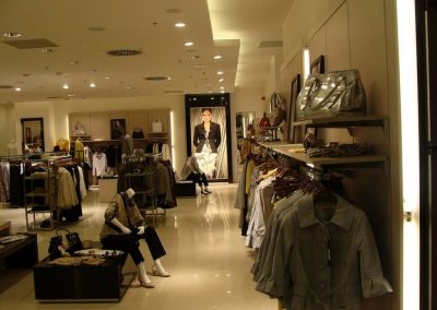 Mobila spatii comerciale la comanda - Steilmann